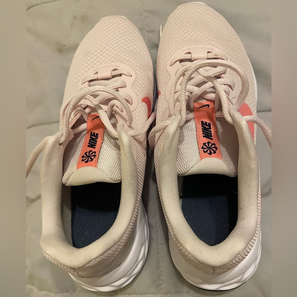 Women’s Nike Sneakers